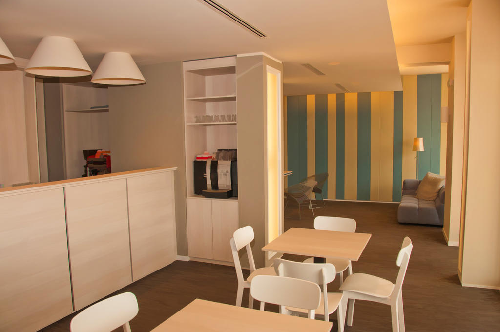 Hotel Palm Garavan Menton Exterior foto